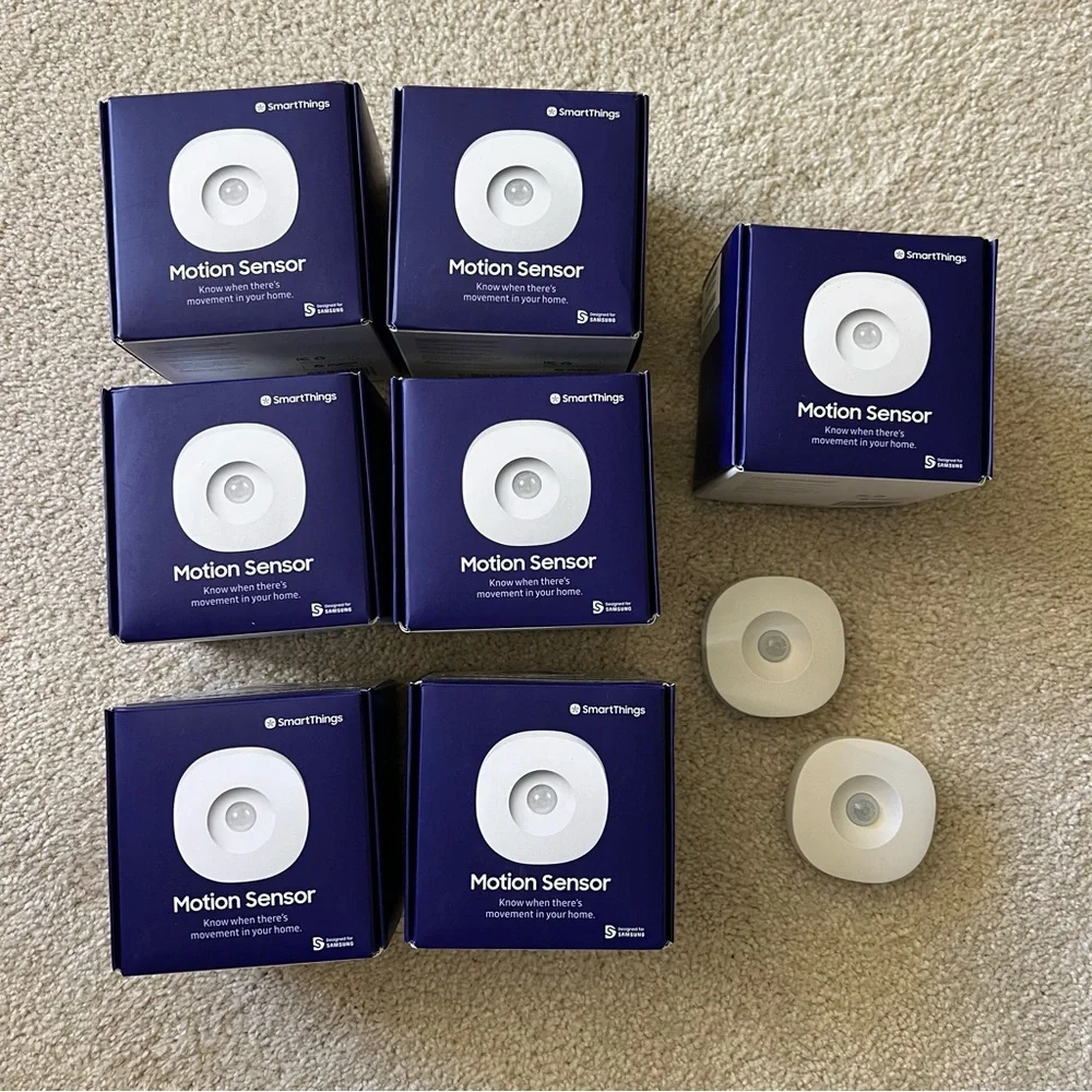 Lot of 9 Samsung SmartThings Motion Sensors (White)